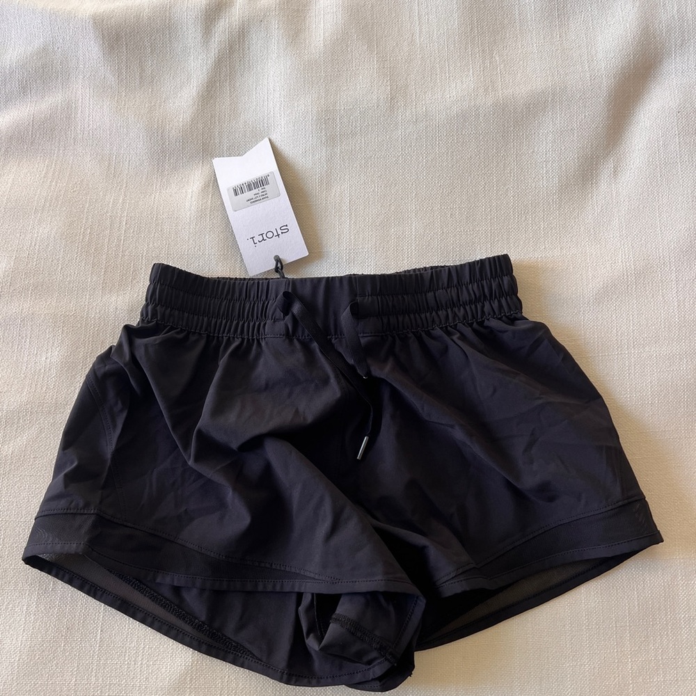 Stori workout shorts